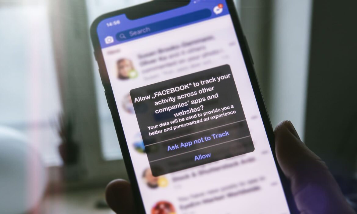 Facebook vs Apple: Válka o&nbsp;data