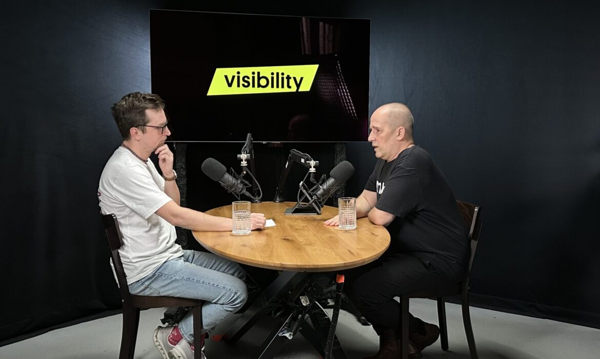 #VISIcast a&nbsp;Zdeněk Strnad: Dvacet let od největší české outdoorové instalace