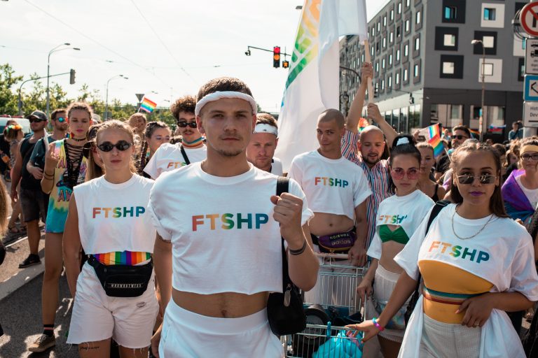 Footshop pride 17 768x512 1